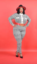 Load image into Gallery viewer, TNT BLACK &amp; WHITE PRINT JUMPER