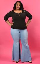 Load image into Gallery viewer, TNT LIGHT BLUE WIDE LEG JEANS