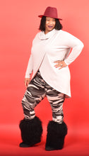 Load image into Gallery viewer, TNT BLACK &amp; GRAY ARMY PRINT LEGGINGS